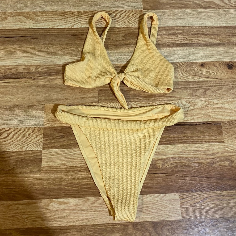 Monday Swimwear Set